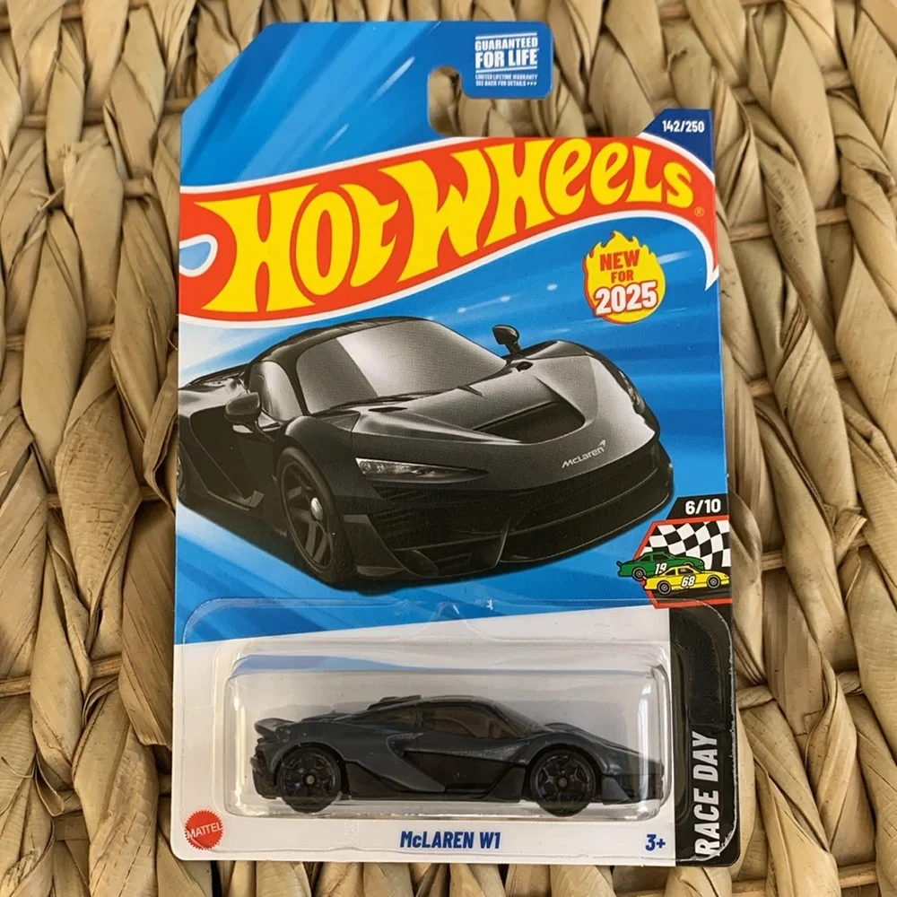 Hot Wheels Black McLaren W1 Toy Car Race Day Mattel HotWheels Racing New 2025